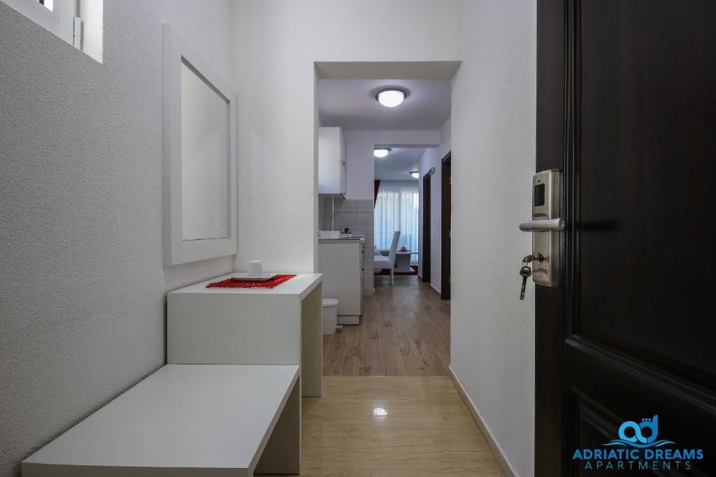 Апартаменты Adriatic Dreams Apartments Добра-Вода